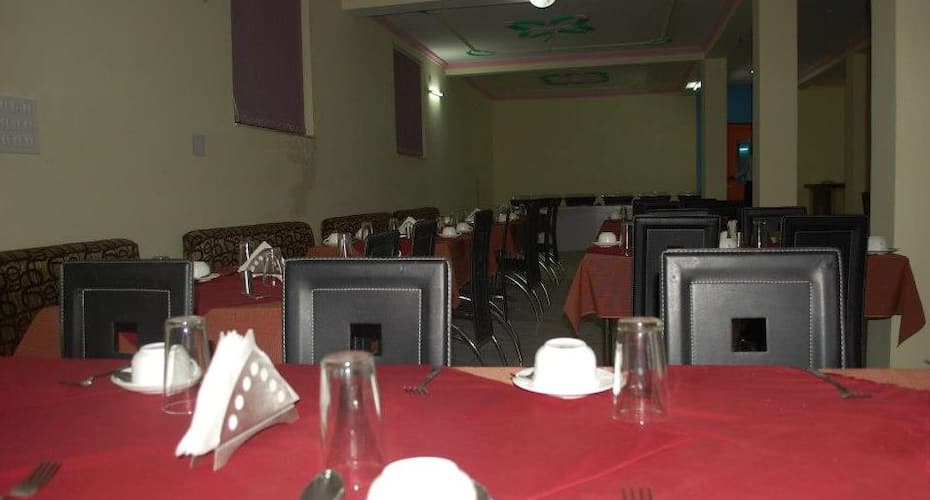 Hotel Om International, Bodhgaya 4